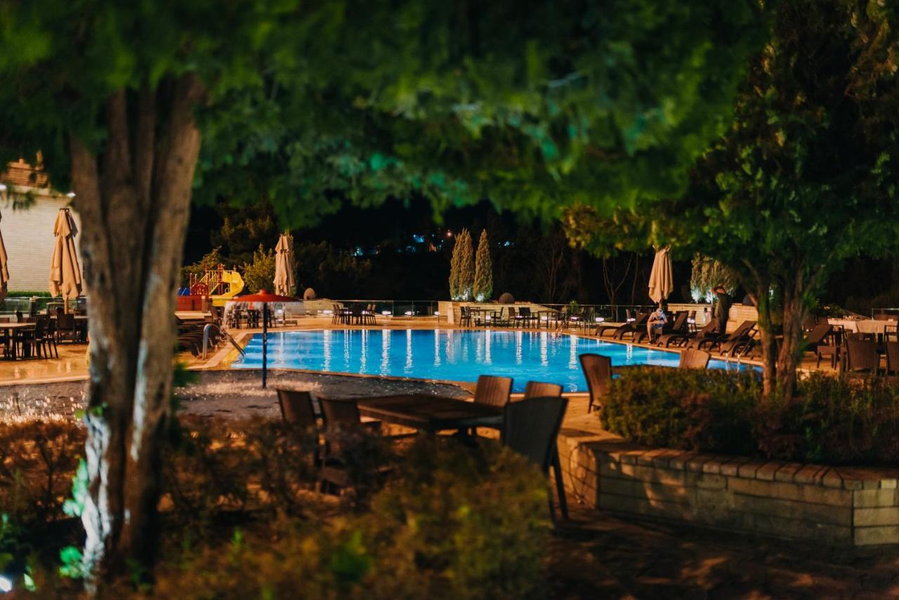 Ashur Hotel Dukhan Екстер'єр фото