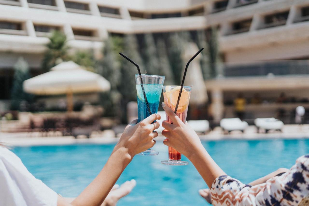 Ashur Hotel Dukhan Екстер'єр фото