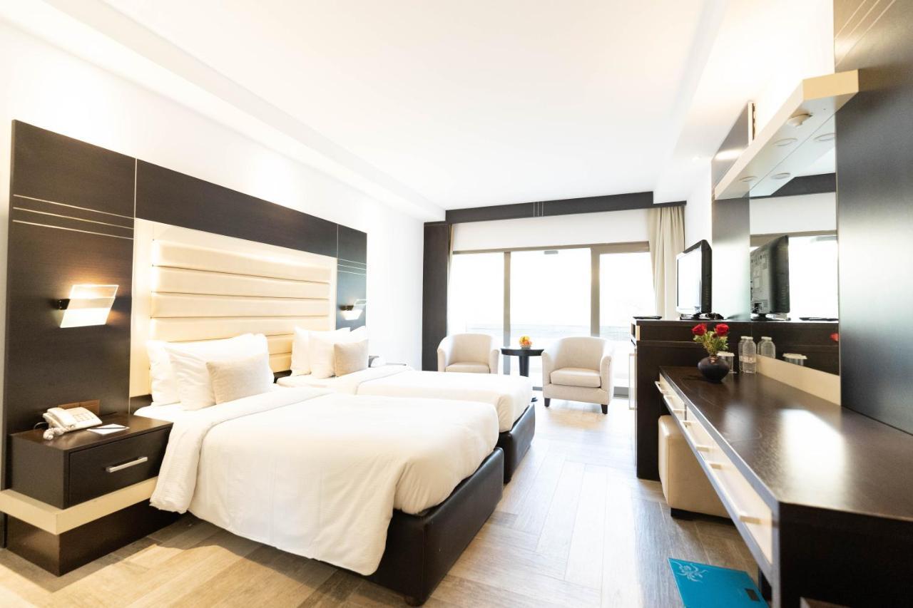 Ashur Hotel Dukhan Екстер'єр фото
